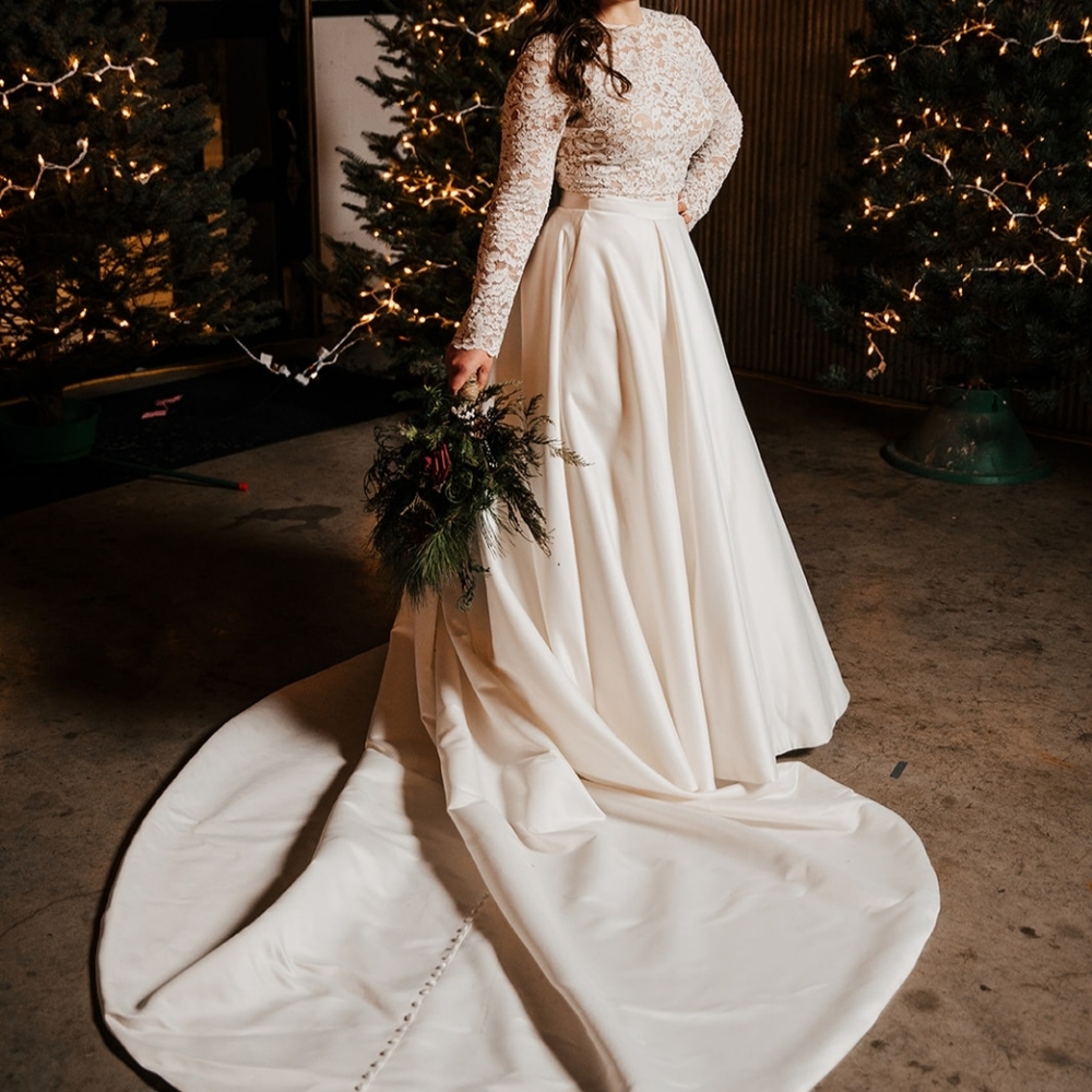 Boutique Wedding Dress - Ivory Approx Size 4